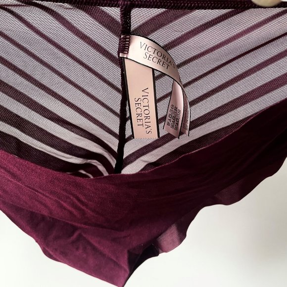 Victoria's Secret No Show Sheer Chevron Back Hiphugger Panties Maroon/Purple M - Picture 7 of 7